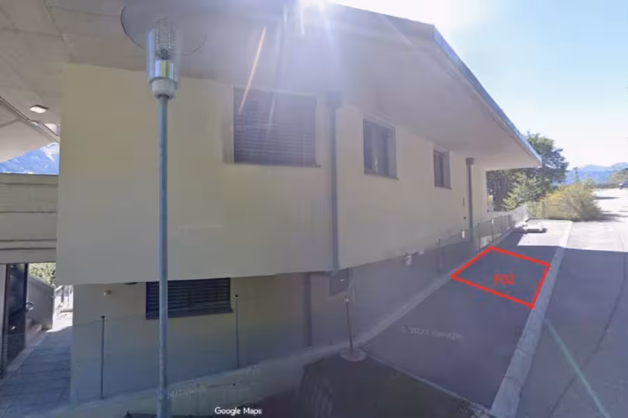 Außenstellplatz Auto – Überdacht – Vomp / Fiecht, 6134 Fiecht, Stellplatz