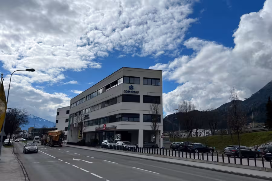 Büro in Toplage, mit sehr guter Infrastruktur zu vermieten. Gute Autobahnanbindung., 6130 Schwaz, Büro