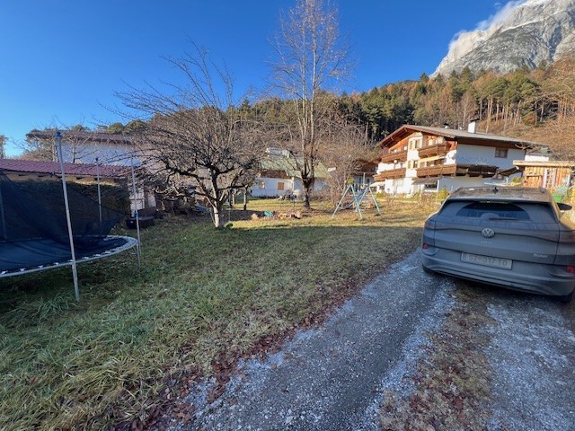 Baugrundstück in sonniger Lage von Telfs, Doppelhaushälfte, 6410 Telfs, Baugrund Eigenheim