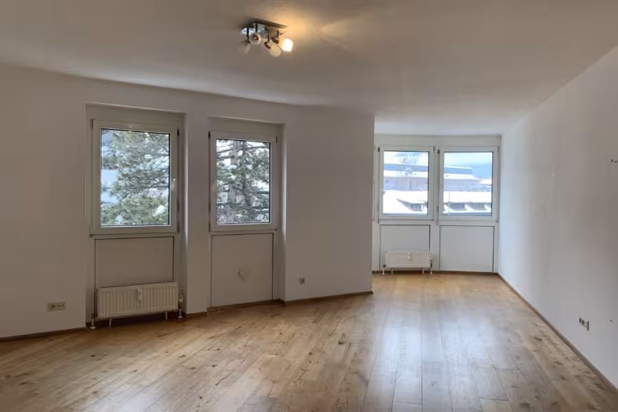 Großzügige – 2 Zimmer Wohnung – 6020 Innsbruck / Pradl – sofort verfügbar!, 6020 Innsbruck, Etagenwohnung